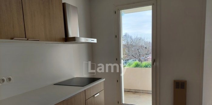 Image 12 sur 13 - Appartement  ·  Location · Dijon (21000) · 1 pièce · 35m²