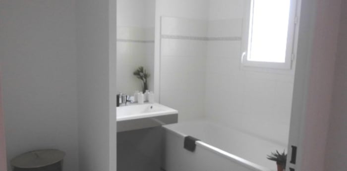 Image 1 sur 7 - Appartement  ·  Location · Brignoles (83170) · 2 pièces · 41m²