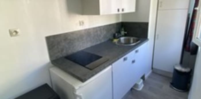 Image 3 sur 5 - Appartement  ·  Location · Lille (59000) · 1 pièce · 18m²