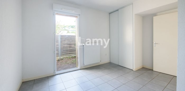 Image 8 sur 9 - Appartement  ·  Location · Cornebarrieu (31700) · 3 pièces · 67m²