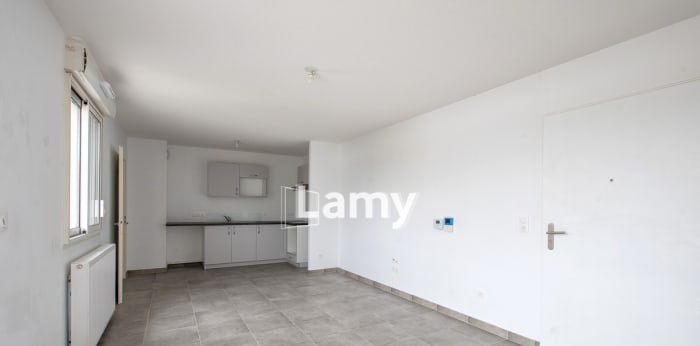 Image 4 sur 8 - Appartement  ·  Location · Royan (17200) · 2 pièces · 54m²