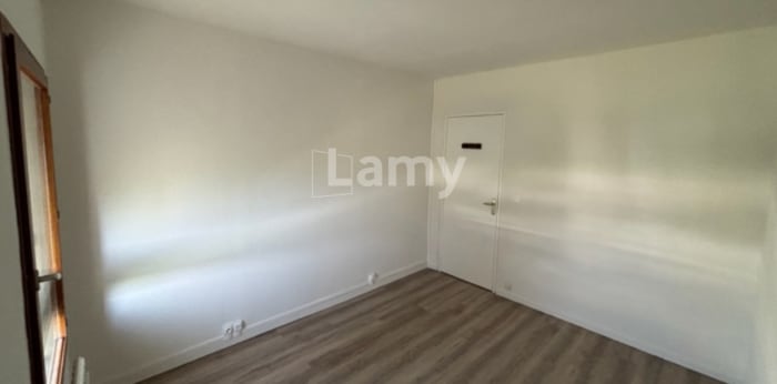 Image 8 sur 13 - Appartement  ·  Location · Auxerre (89000) · 3 pièces · 65m²