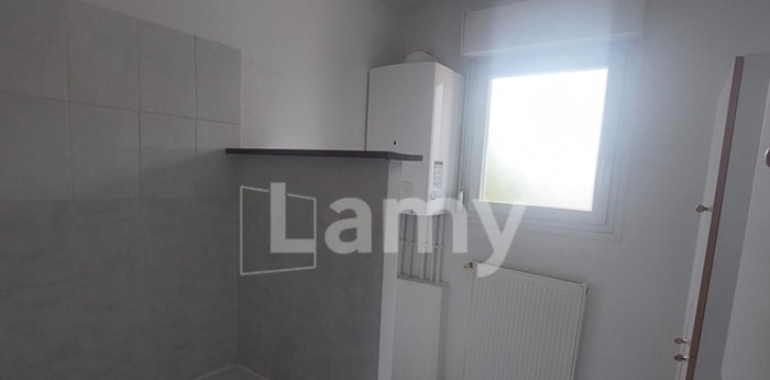 Image 6 sur 10 - Appartement  ·  Location · Valenciennes (59300) · 2 pièces · 45m²