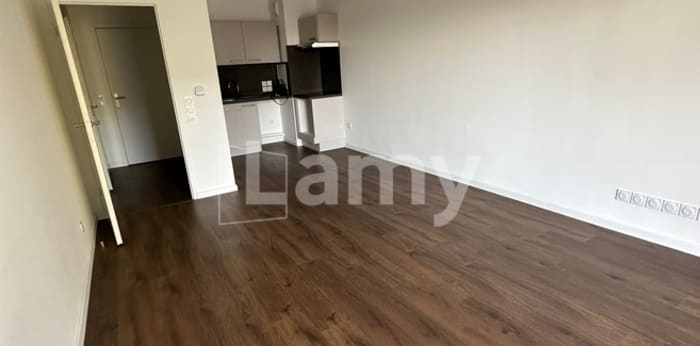 Image 4 sur 10 - Appartement  ·  Location · Le Blanc Mesnil (93150) · 3 pièces · 60m²