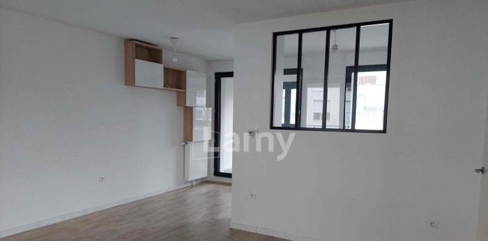 Image 4 sur 7 - Appartement  ·  Location · St Cyr L Ecole (78210) · 3 pièces · 64m²