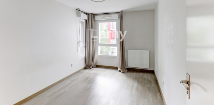 Image 6 sur 9 - Appartement  ·  Location · Clermont Ferrand (63100) · 4 pièces · 85m²