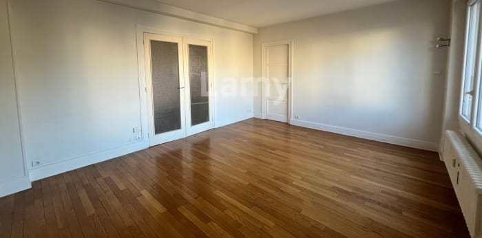 Image 9 sur 20 - Appartement  ·  Location · Dijon (21000) · 4 pièces · 95m²