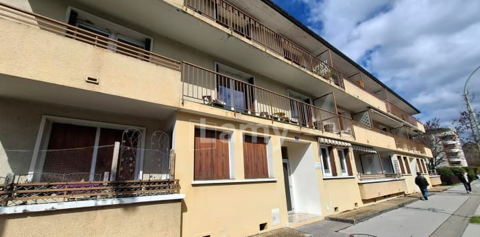 Image 3 sur 3 - Parking/box  ·  Location · Annecy (74000) · 13m²