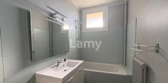 Image 9 sur 12 - Appartement  ·  Location · Besancon (25000) · 3 pièces · 56m²