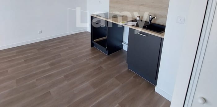 Image 1 sur 8 - Appartement  ·  Location · Poitiers (86000) · 2 pièces · 42m²
