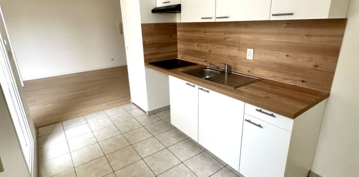 Image 2 sur 7 - Appartement  ·  Location · Margny Les Compiegne (60280) · 1 pièce · 31m²