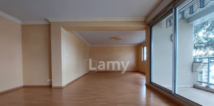 Image 1 sur 13 - Appartement  ·  Location · Limoges (87000) · 4 pièces · 87m²