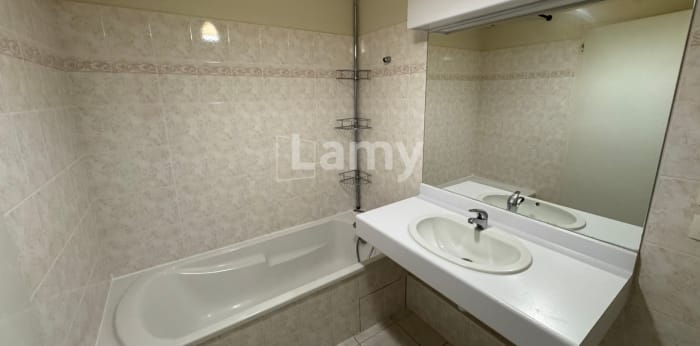 Image 6 sur 8 - Appartement  ·  Location · Annecy (74940) · 3 pièces · 75m²