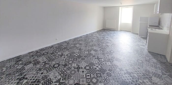 Image 2 sur 4 - Appartement  ·  Location · Cize (39300) · 3 pièces · 69m²