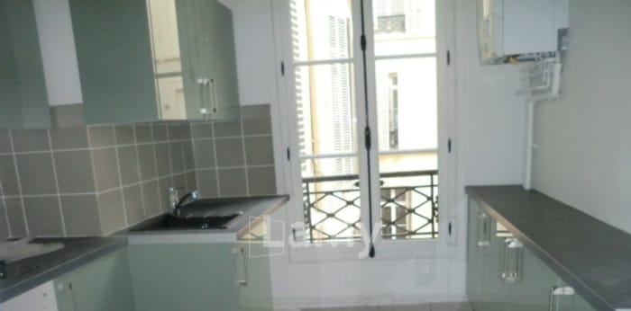 Image 3 sur 11 - Appartement  ·  Location · Marseille (13002) · 73m²