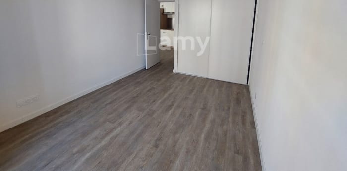 Image 6 sur 7 - Appartement  ·  Location · Brassac Les Mines (63570) · 2 pièces · 48m²