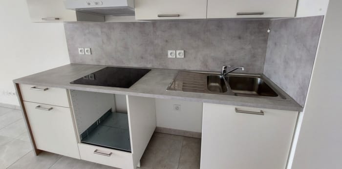 Image 4 sur 11 - Appartement  ·  Location · Marseille (13009) · 3 pièces · 61m²