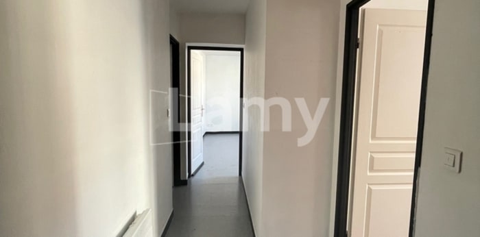 Image 5 sur 7 - Appartement  ·  Location · Tourcoing (59200) · 2 pièces · 44m²