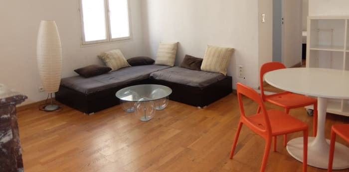 Image 1 sur 8 - Appartement  ·  Location · Aix En Provence (13100) · 3 pièces · 49m²
