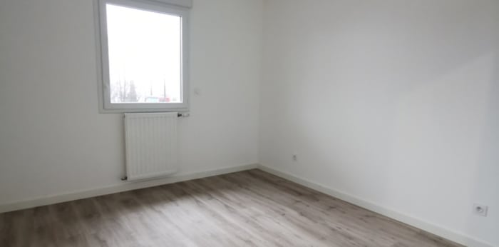 Image 3 sur 5 - Appartement  ·  Location · Evian Les Bains (74500) · 2 pièces · 46m²