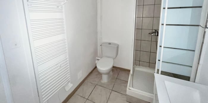 Image 14 sur 14 - Appartement  ·  Location · Aix En Provence (13100) · 1 pièce · 35m²