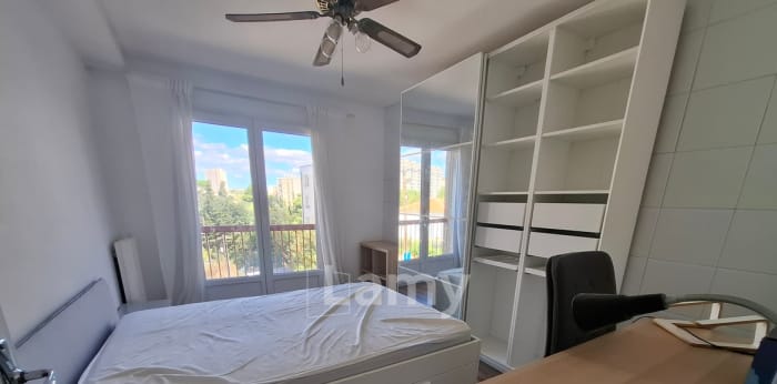 Image 8 sur 9 - Appartement  ·  Location · Marseille (13004) · 2 pièces · 53m²