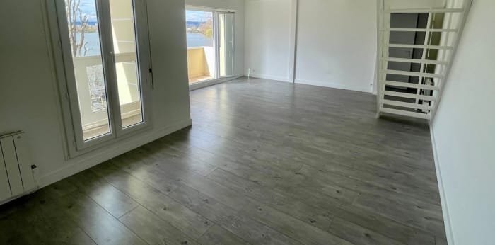 Image 3 sur 8 - Appartement  ·  Location · Enghien Les Bains (95880) · 2 pièces · 62m²