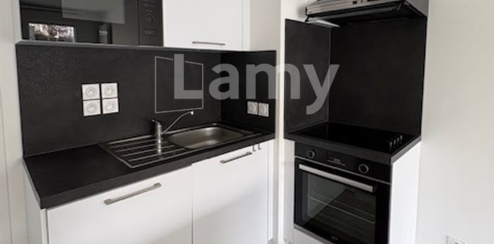 Image 2 sur 6 - Appartement  ·  Location · Clermont Ferrand (63000) · 2 pièces · 41m²