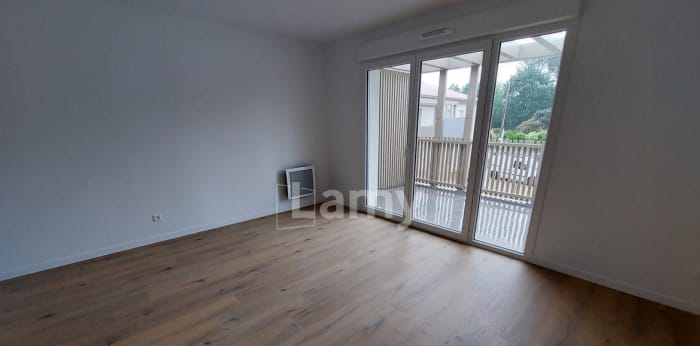 Image 1 sur 5 - Appartement  ·  Location · Lit Et Mixe (40170) · 2 pièces · 43m²