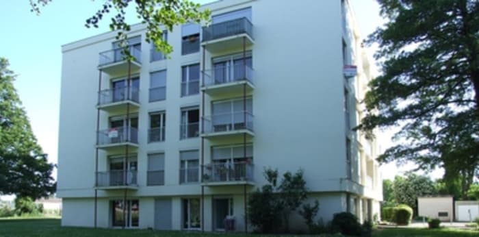 Image 1 sur 4 - Appartement  ·  Location · Libourne (33500) · 1 pièce · 35m²
