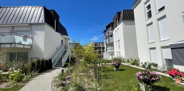 Image 1 sur 8 - Appartement  ·  Location · Aix Les Bains (73100) · 2 pièces · 46m²