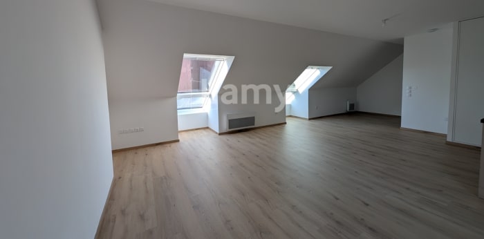 Image 4 sur 9 - Appartement  ·  Location · Armentieres (59280) · 3 pièces · 75m²