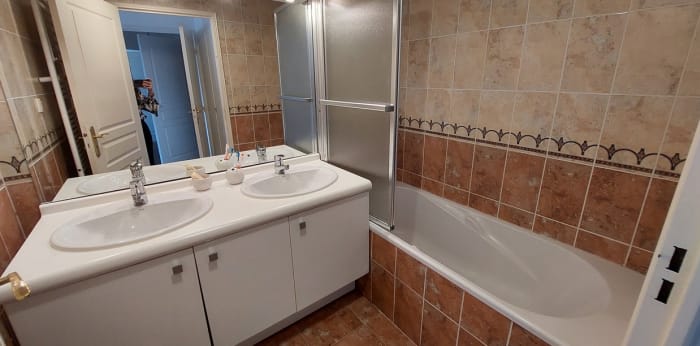 Image 9 sur 11 - Appartement  ·  Location · Ste Foy Les Lyon (69110) · 4 pièces · 92m²