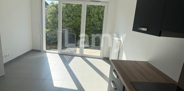 Image 3 sur 11 - Appartement  ·  Location · Orange (84100) · 4 pièces · 70m²