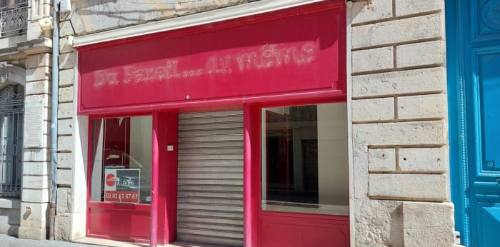 Image 1 sur 4 - Local  ·  Location · Besancon (25000) · 3 pièces · 113m²