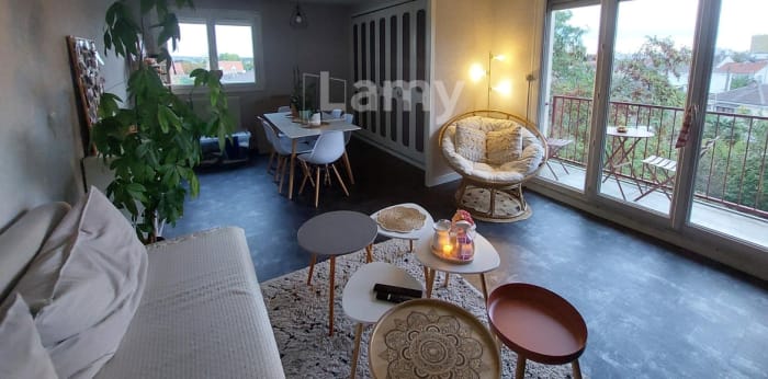 Image 1 sur 6 - Appartement  ·  Location · Reims (51100) · 3 pièces · 64m²