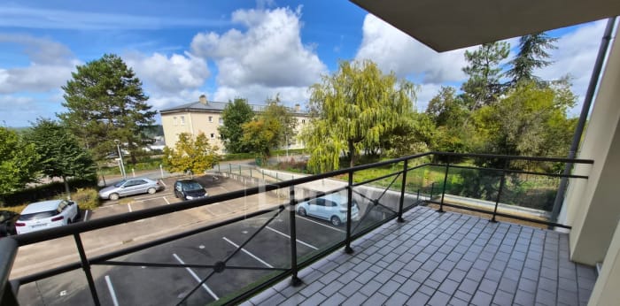 Image 9 sur 13 - Appartement  ·  Location · St Georges Sur Baulche (89000) · 3 pièces · 84m²