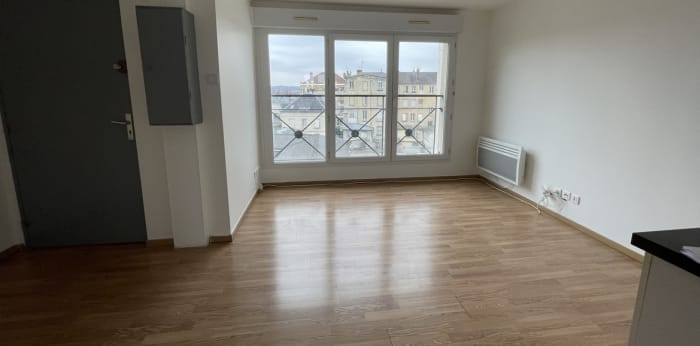 Image 3 sur 9 - Appartement  ·  Location · Creil (60100) · 2 pièces · 36m²