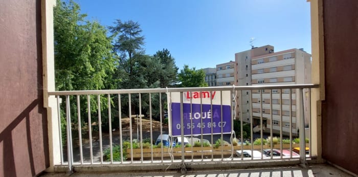 Image 2 sur 11 - Appartement  ·  Location · Limoges (87000) · 3 pièces · 73m²