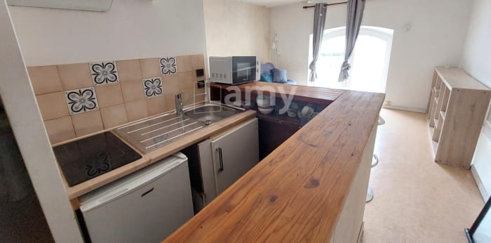 Image 1 sur 5 - Appartement  ·  Location · Pau (64000) · 1 pièce · 26m²