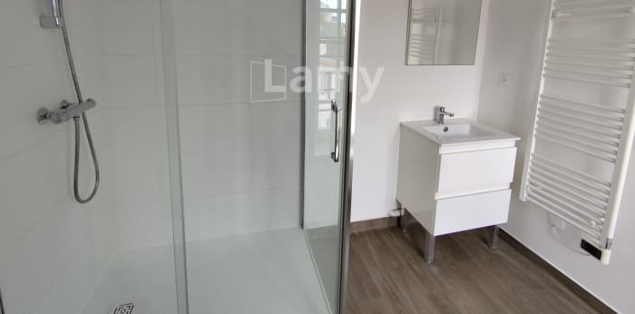 Image 5 sur 6 - Appartement  ·  Location · Bayonne (64100) · 3 pièces · 68m²