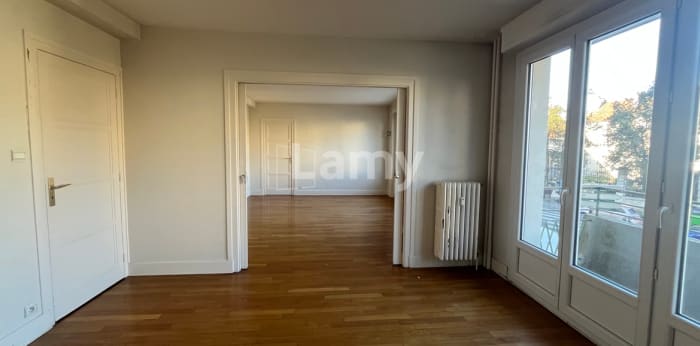 Image 8 sur 20 - Appartement  ·  Location · Dijon (21000) · 4 pièces · 95m²