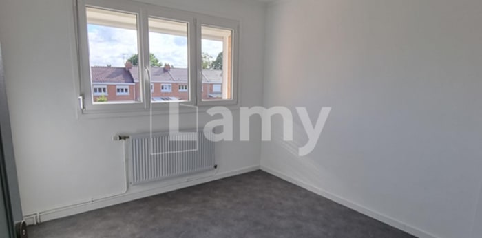 Image 6 sur 9 - Maison/villa  ·  Location · St Saulve (59880) · 4 pièces · 83m²