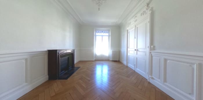 Image 4 sur 9 - Appartement  ·  Location · Grenoble (38000) · 5 pièces · 105m²