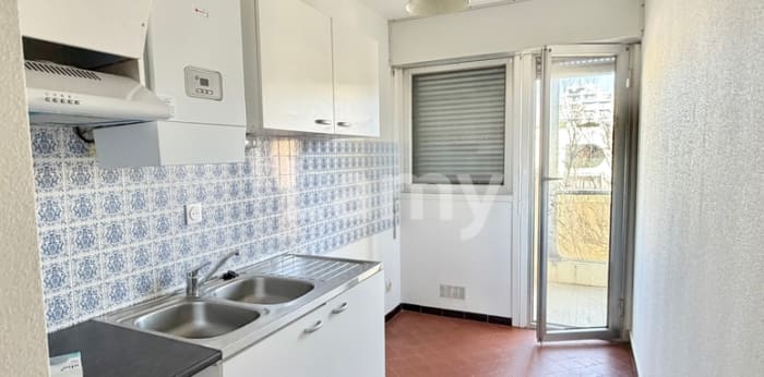 Image 4 sur 6 - Appartement  ·  Location · La Grande Motte (34280) · 1 pièce · 49m²