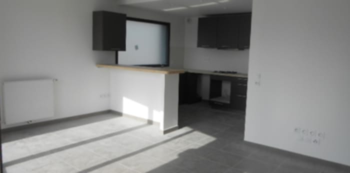 Image 2 sur 11 - Appartement  ·  Location · Clermont Ferrand (63100) · 3 pièces · 77m²