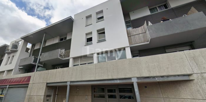 Image 2 sur 8 - Appartement  ·  Location · Toulouse (31100) · 6 pièces · 119m²