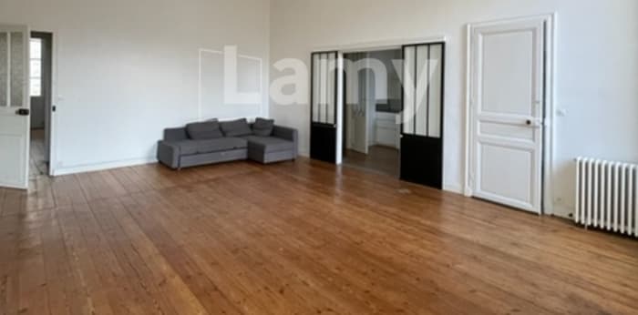 Image 2 sur 9 - Appartement  ·  Location · Bordeaux (33000) · 4 pièces · 115m²