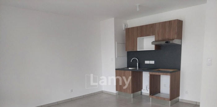 Image 1 sur 6 - Appartement  ·  Location · Tours (37000) · 2 pièces · 45m²
