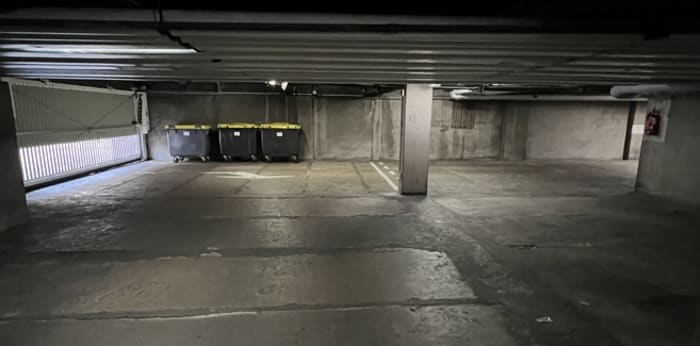 Image 2 sur 2 - Parking/box  ·  Location · Metz (57000) · 10m²